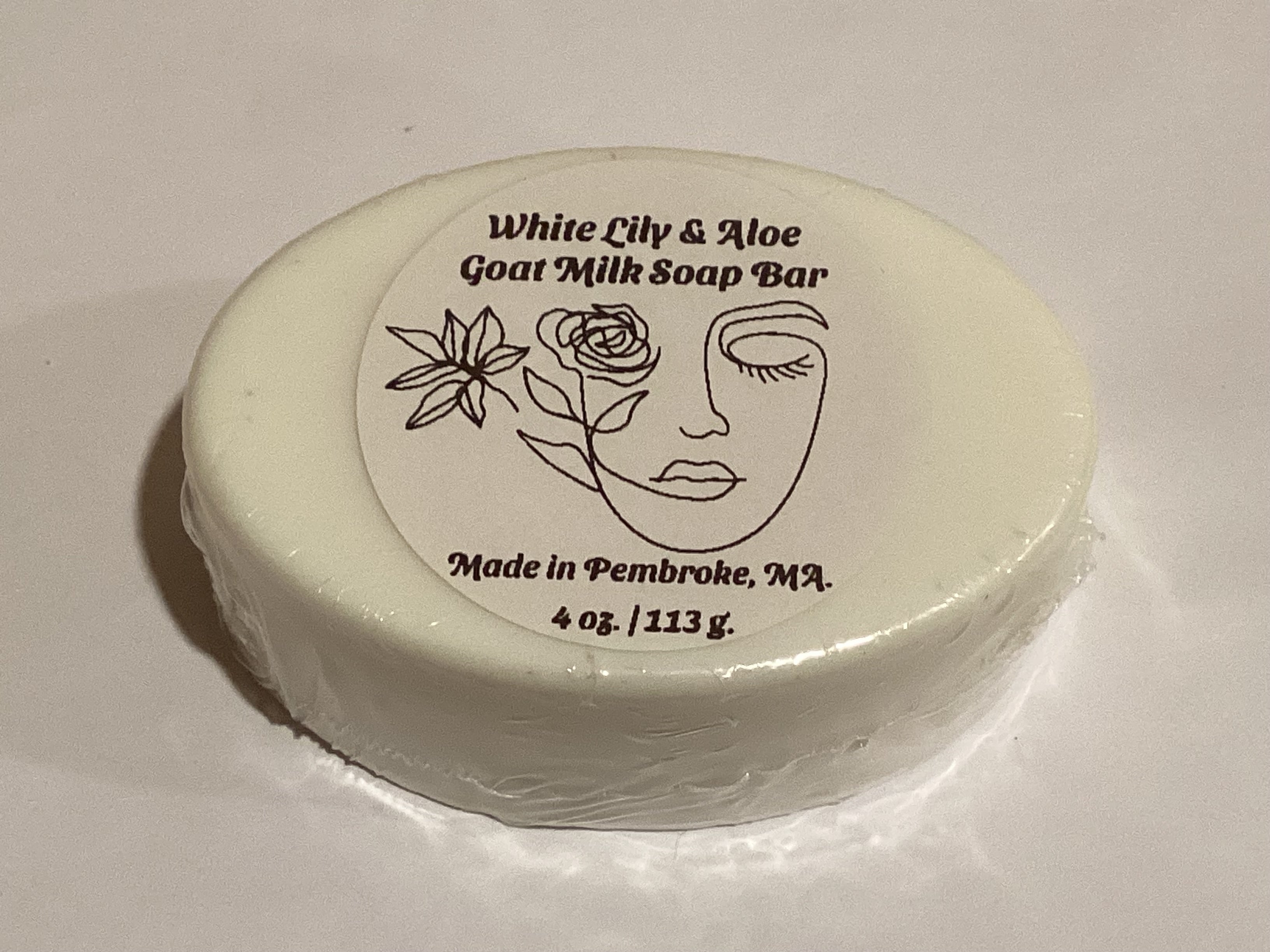 White Lily & Aloe Goat Milk Soap Bar