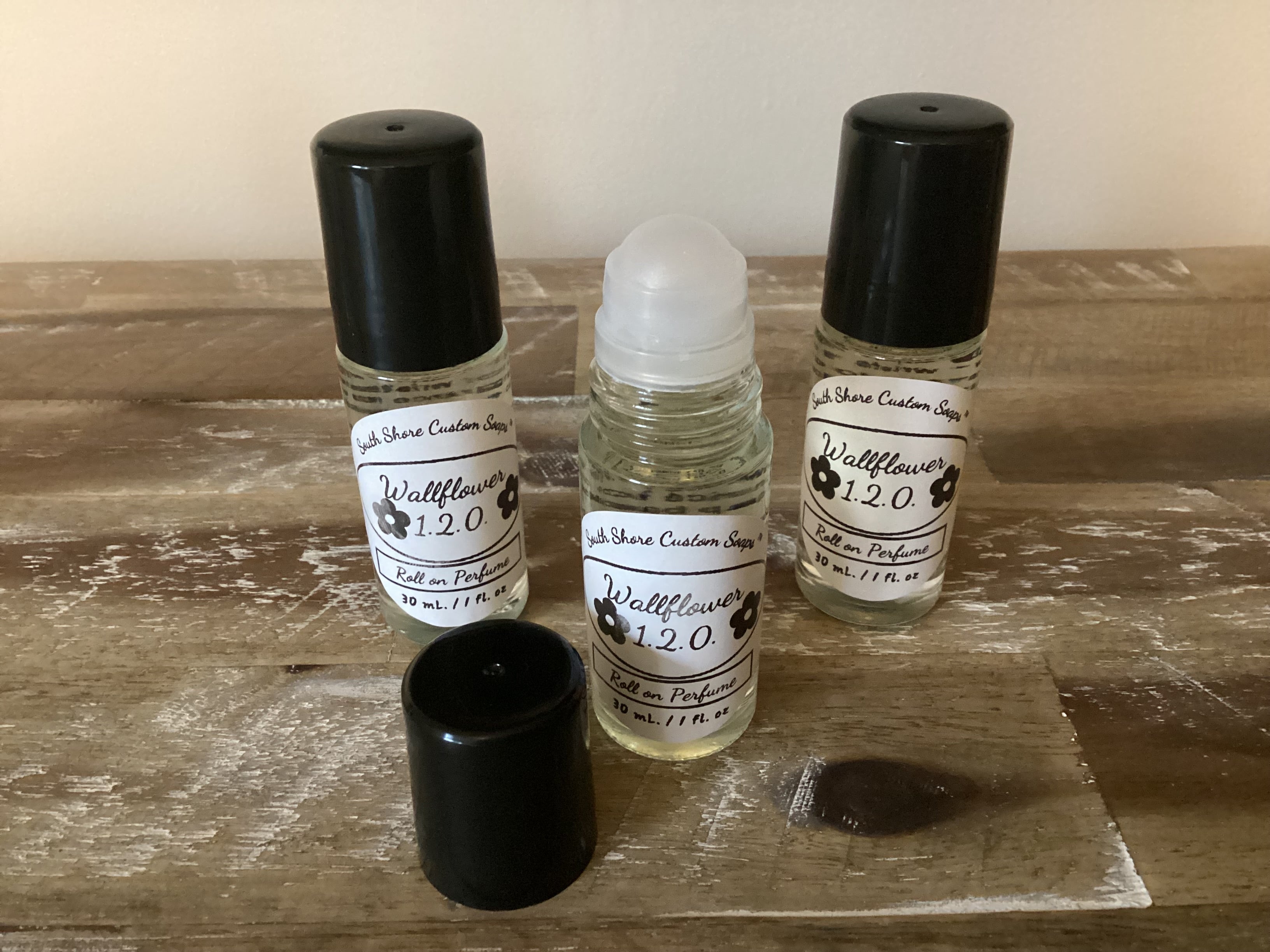 *NEW* Wallflower 1.2.0. Roll on Perfume