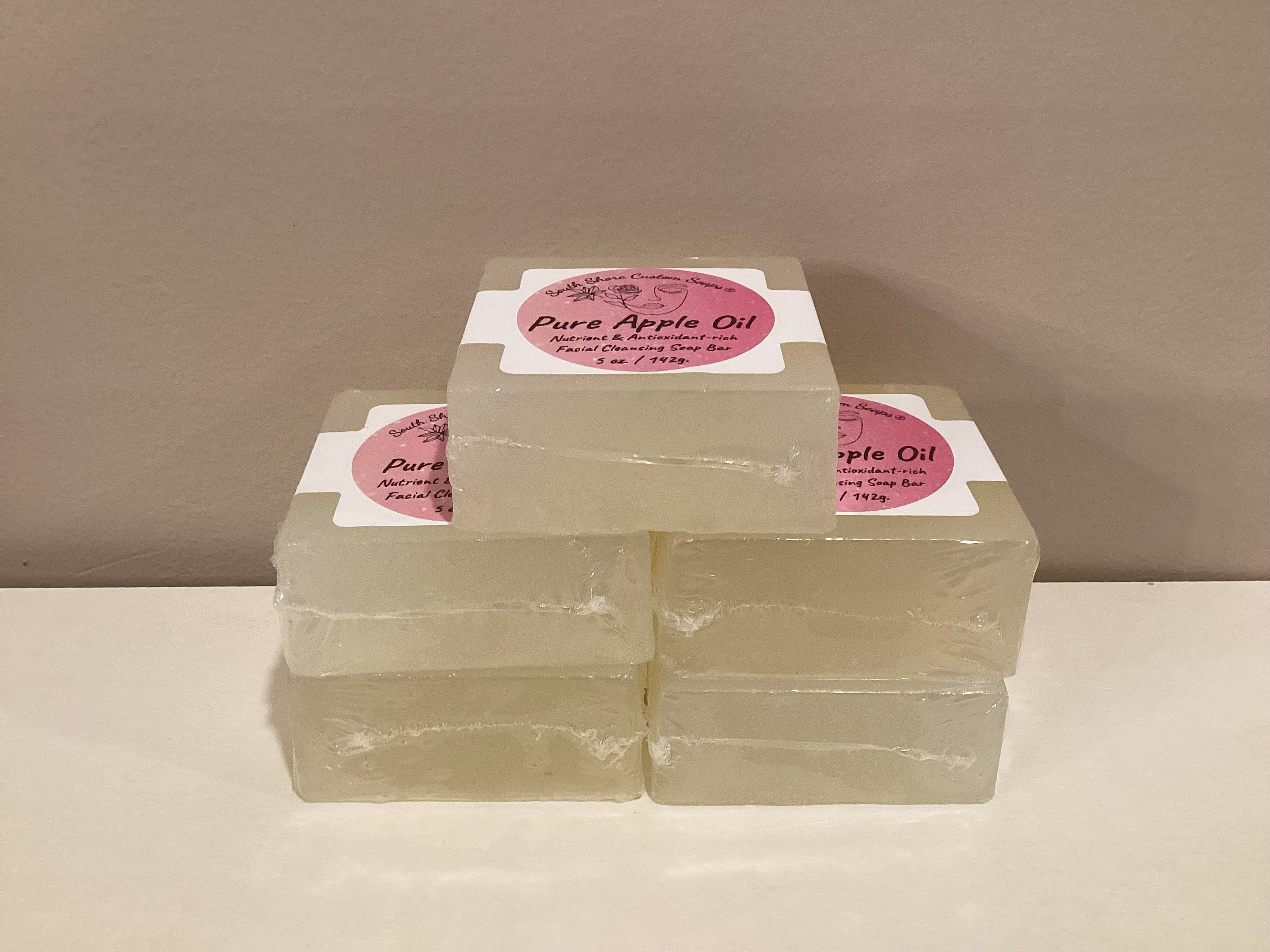 *Pure Apple Oil*- Nutrient & Antioxidant-rich Facial Cleansing Soap Bar