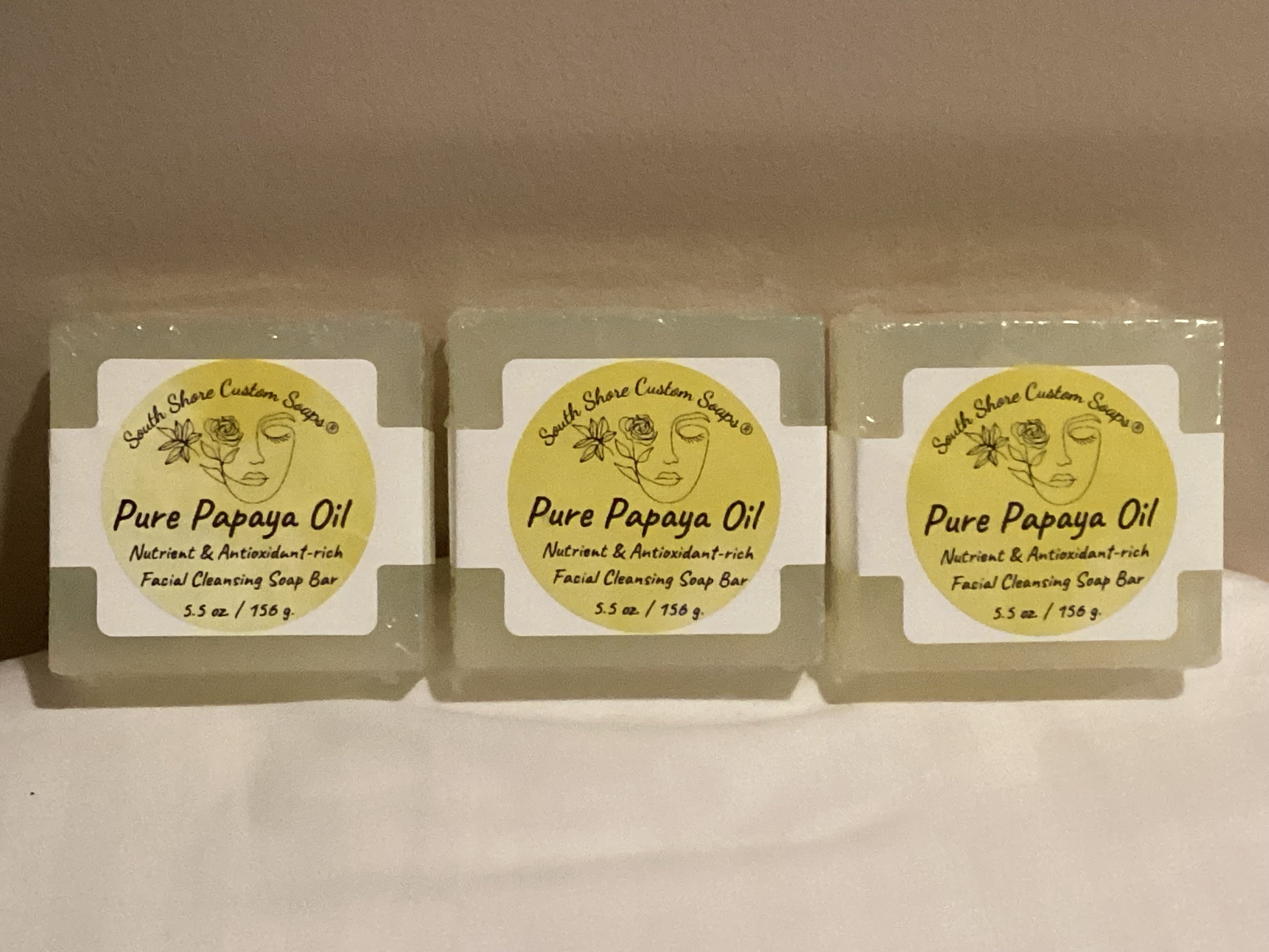 Pure Papaya Oil Nutrient & Antioxidant-rich Facial Cleansing Soap Bar