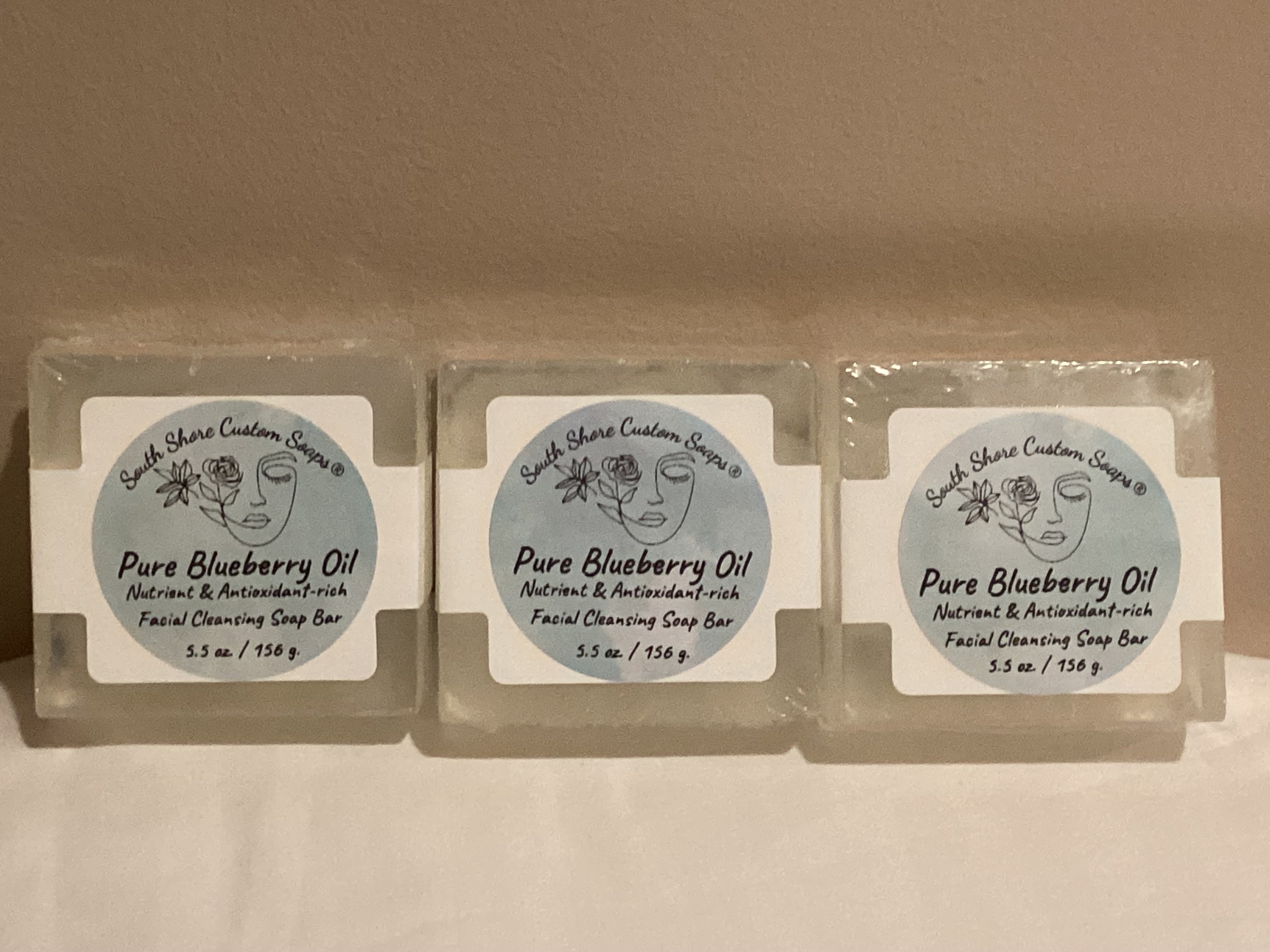 Pure Blueberry Oil Nutrient & Antioxidants-rich Facial Cleansing Soap Bar